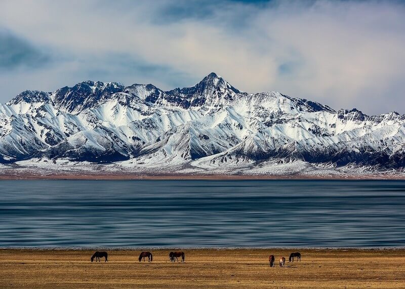 Lago Sailimu Xinjiang China