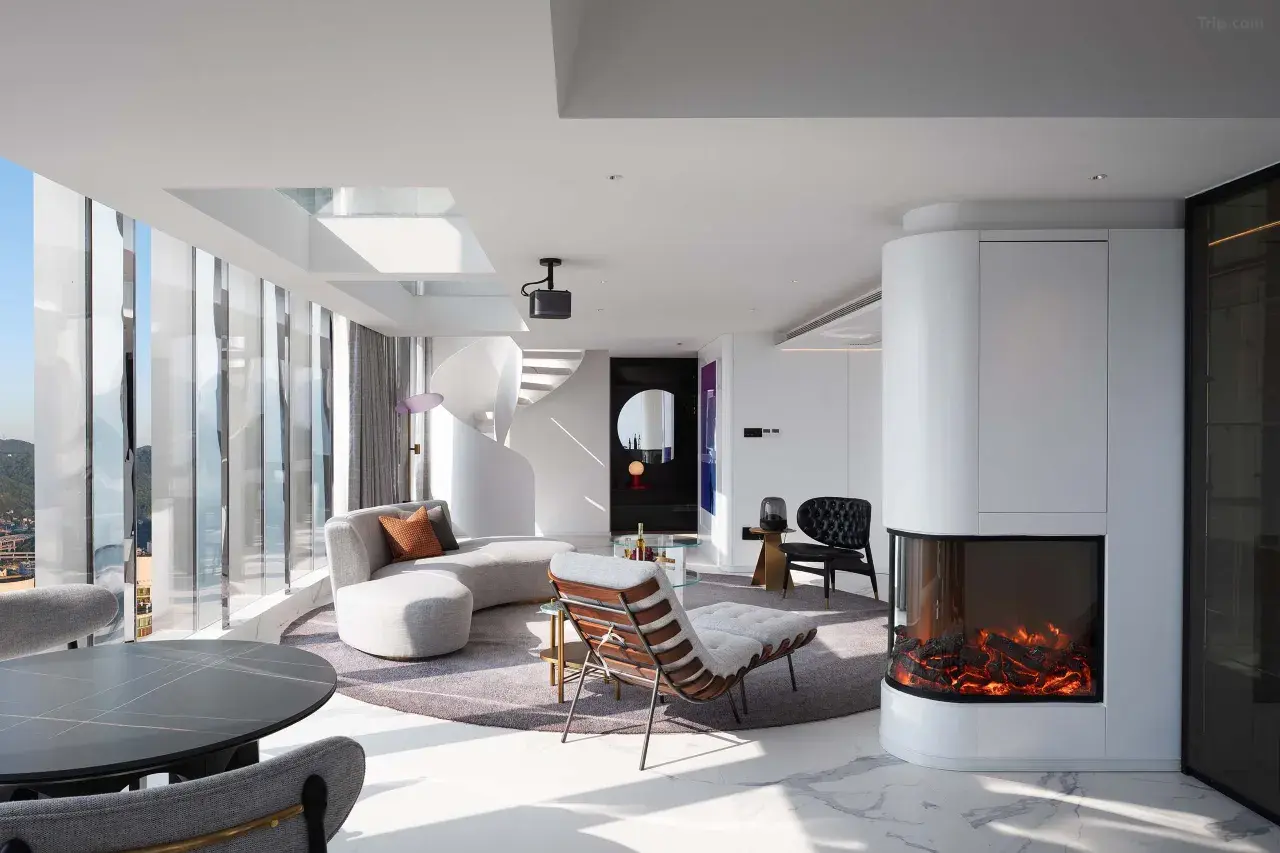 ISEYA Panoramic Hotel