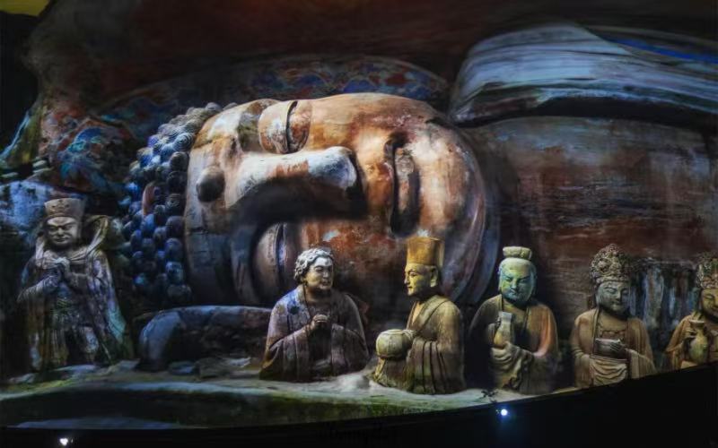 Tour Privado a las Esculturas Rupestres de Dazu