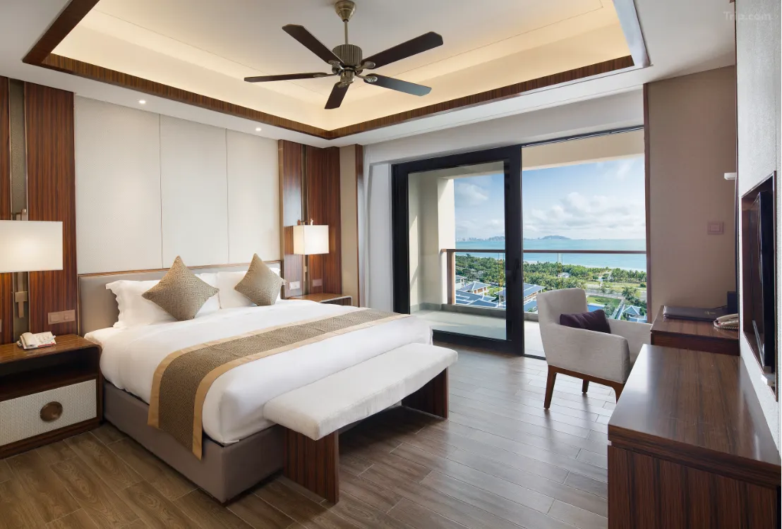 Jinghai Hotel & Resort