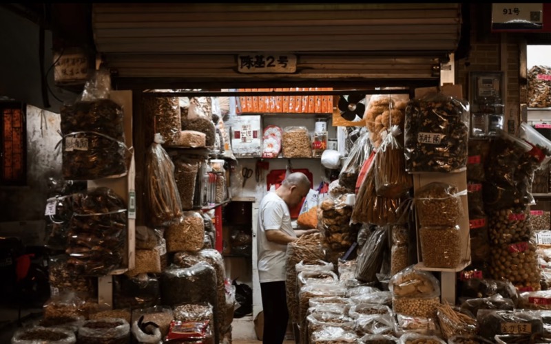 Guangzhou Tour Qingping Medicine Market
