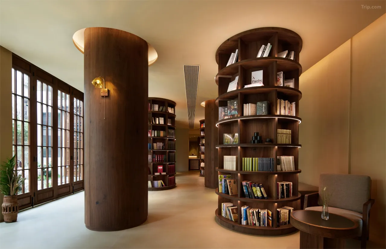 Chuanxing Yinli Hotel (Chengdu Kuanzhai Alley)