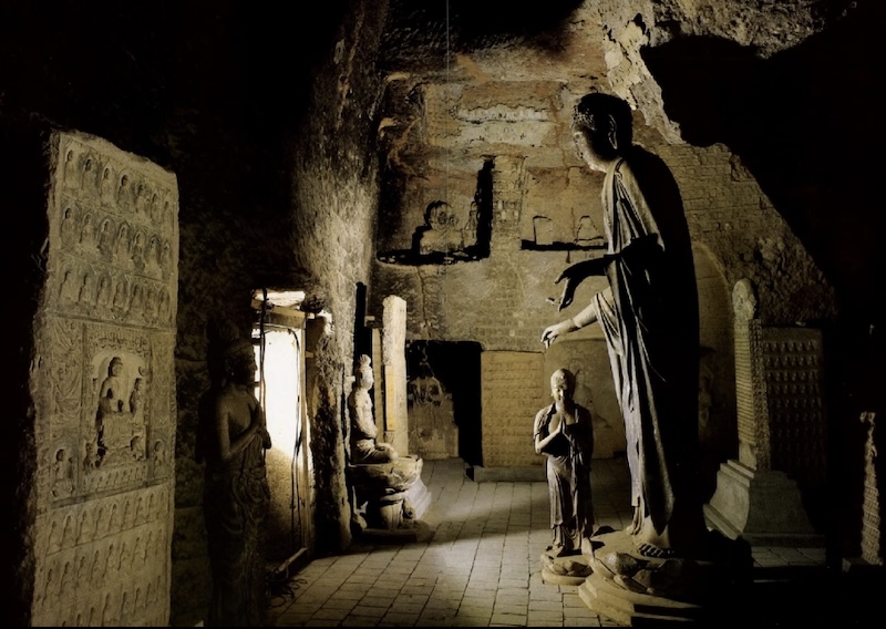 Grutas de Maijishan Buda y su hijo Rahula